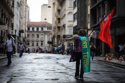 Manifestante em ato contra o Governo Temer na &uacute;ltima sexta, em S&atilde;o Paulo.