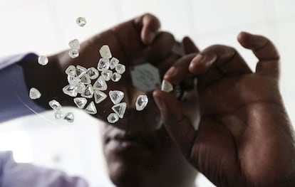 Diamantes sin tallar en Botswana.