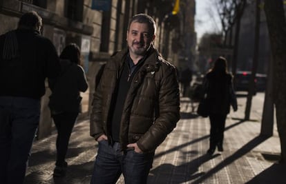 Jaume Collboni davant la seu de la federació barcelonina del PSC divendres passat.