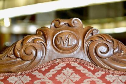 Sillón 'M' de la RAE que aspiraban a ocupar Rosa Montero y Carlos García Gual.