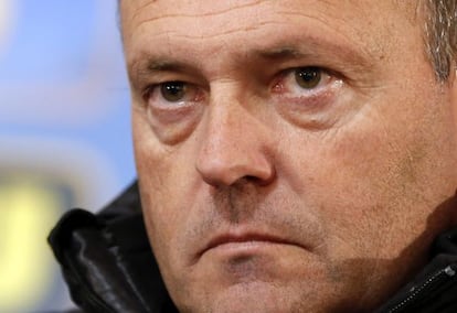 Real Betis coach Pepe Mel faces a difficult task in La Liga, despite European success. 