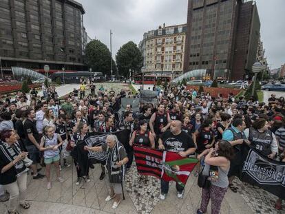 Manifestación en Bilbao contra la exclusión del equipo de la Liga Endesa.