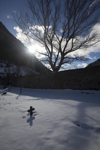 Cementerio de Canfranc Pueblo, donde estarían enterrados un fugitivo judío y un general nazi.