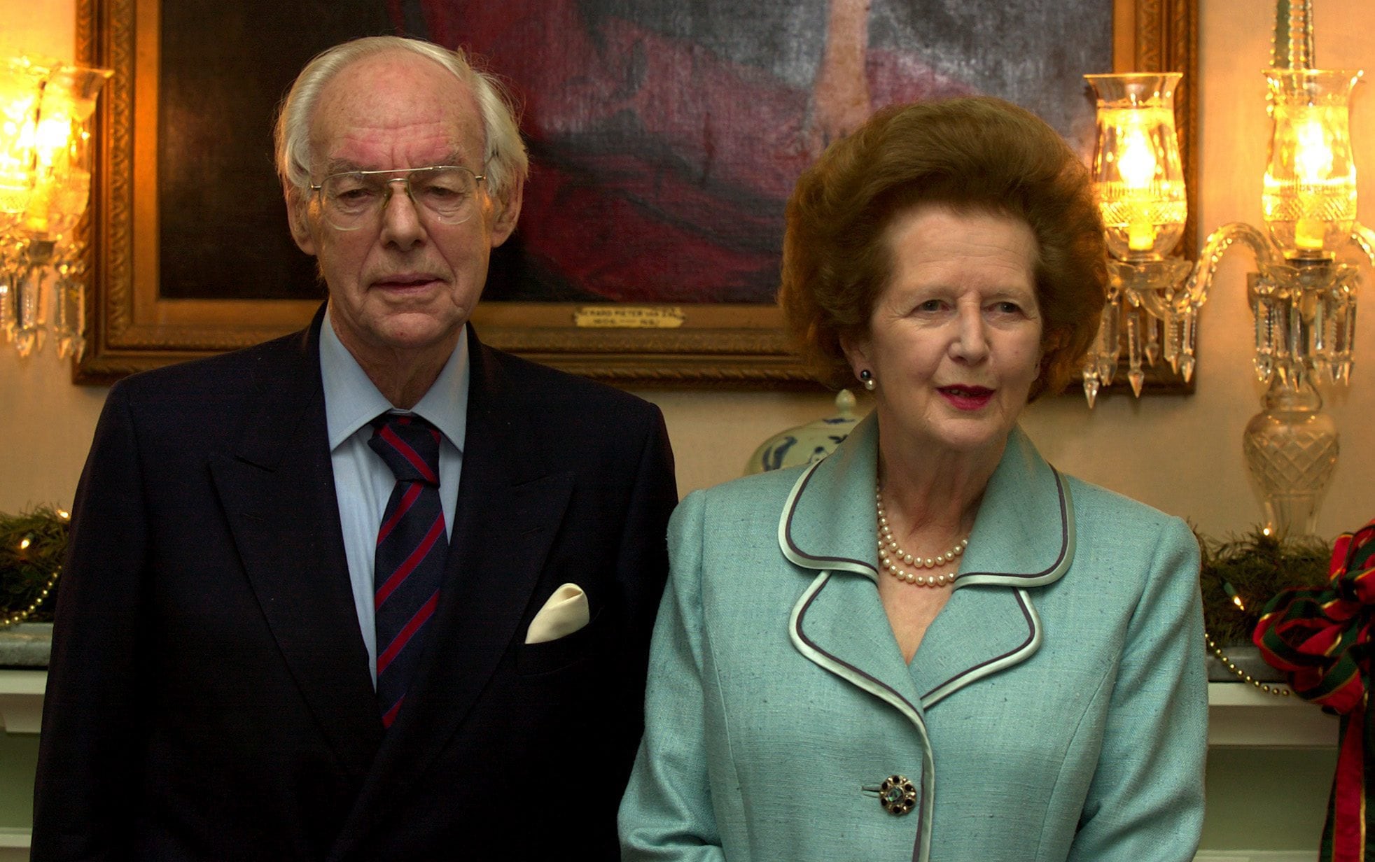 Denis Thatcher y Margaret Thatcher durante un viaje a Madeira (Portugal), en 2002.