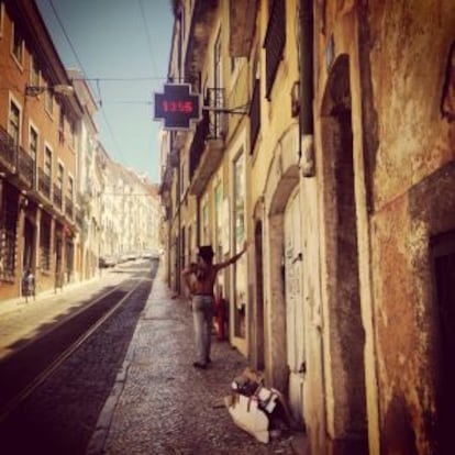 Fotografía de Lisboa tomada por la escritora Elvira Lindo. Forma parte del libro 'Memphis-Lisboa', publicado por Oficio Ediciones.