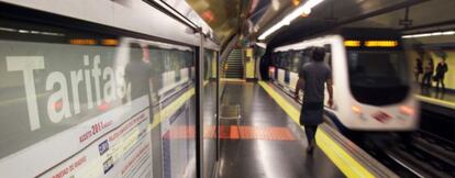 Las tarifas vigentes aún en una estación de Madrid.