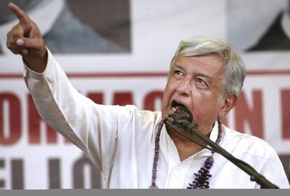 López Obrador en un mitin en Sonora, este viernes.