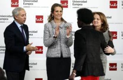 La Infanta Elena presidió la entrega de los V Premios Jóvenes Emprendedores Sociales de la Universidad Europea de Madrid.