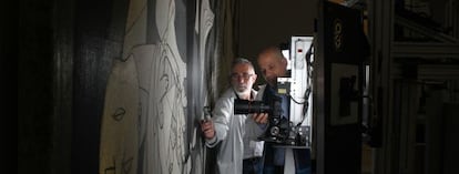 The robotic imaging machine, which has been given the nickname Pablito, at work during the closing hours of the Reina Sof&iacute;a Museum in Madrid.