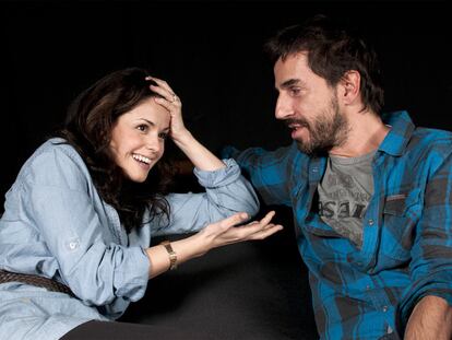 Marta Torné y Santi Millán comparten escenario en la obra <i>Más allá del puente</i>.
