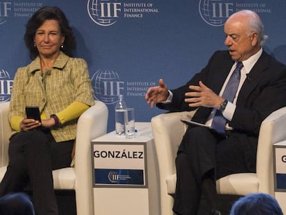 La presidenta de Banco Santander, Ana Botín, y el de BBVA, Francisco González, este miércoles en Bruselas.