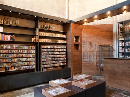 Librería en la catedral