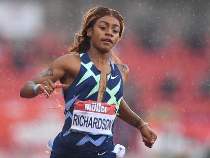 La corredora Sha'Carri Richardson en una carrera de la Liga diamante en Inglaterra, en mayo pasado.