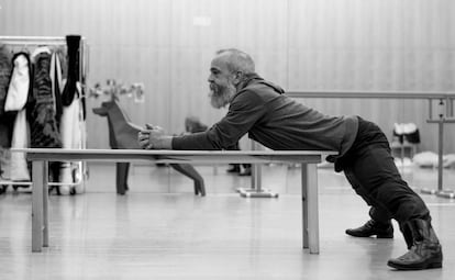 Un momento de los ensayos de 'Esto no es la casa de Bernarda Alba'.