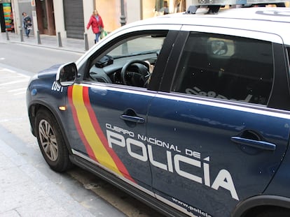 Un coche de una patrulla de la Policía Nacional.