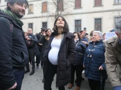 La Fiscalía pide 23 meses de cárcel y una multa de 5.250 euros para la portavoz de Unidas Podemos en la Asamblea de Madrid por desórdenes durante un desahucio