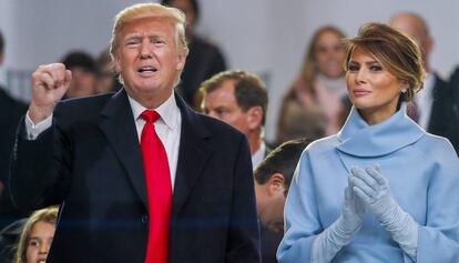 El presidente Donald Trump y su esposa Melania Trump en el acto inaugural de la toma de posesión como presidente de Estados Unidos.