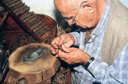 Labores del tabaco en La Palma.