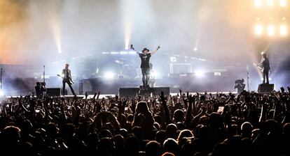 Los Guns N&#039; Roses durante su concierto en M&eacute;xico