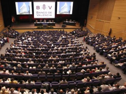 Junta de accionistas del Banco de Valencia en el Palacio de Congresos de Valencia.