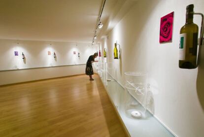 Sala de exposiciones de la bodega Enate, en Salas Bajas (Huesca).