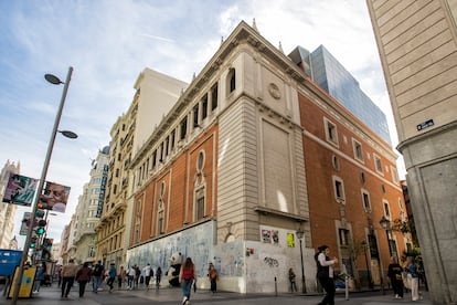 Estado de la fachada del Palacio de la Música, en Gran Vía 35.