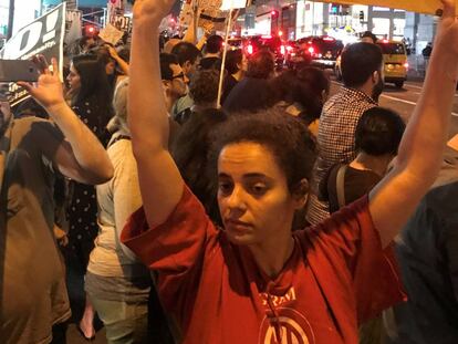 "Te odio tanto", reza una pancarta, el martes, frente a la Torre Trump de Nueva York, en la que estaba el presidente