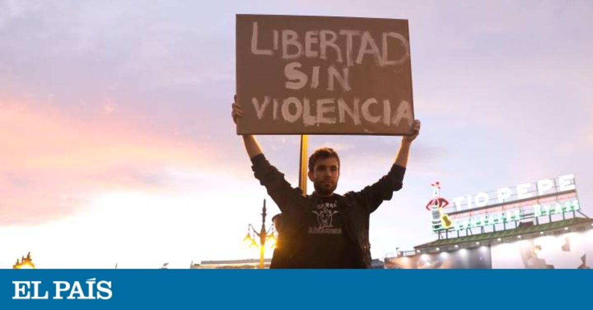 Miles de personas salen a la calle en Madrid a favor y en contra del ...