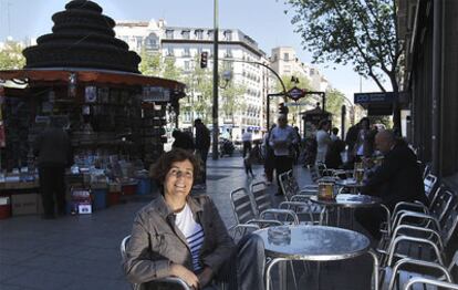 La periodista Cécile Thibaud, en la glorieta de Bilbao.