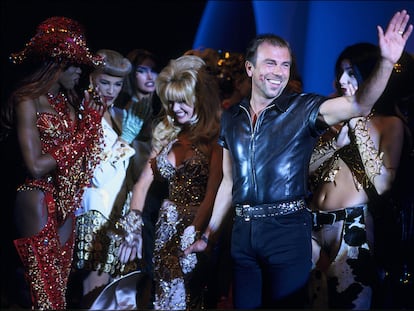 El diseñador francés Thierry Mugler, durante una presentación en París, en 1991.