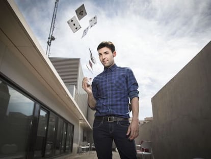 Antonio Díaz participa al festival de màgia de Badalona.