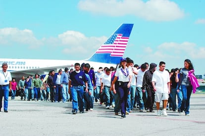 Llegada a Guatemala de aviones estadounidenses con deportados