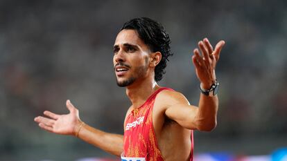 Mohamed Katir, tras ganar la plata en la final de 5000m en los Mundiales de Budapest.