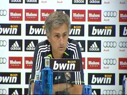 Mourinho elogia al Barcelona: "Es un equipo que juega con los ojos cerrados"