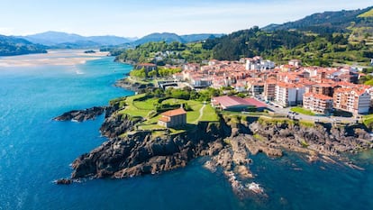 Vista de la localidad de Mundaka (Bizkaia).