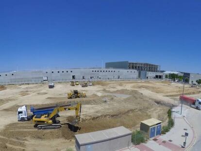 Obras del proyecto Rampa 7 de Correos en el aeropuerto de Madrid-Barajas.