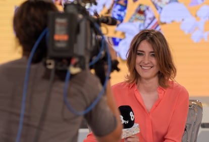 Sandra Barneda en 'Trencadis' de 8TV, en 2015.