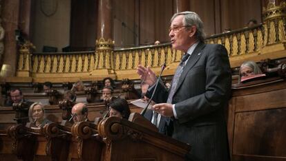 Xavier Trias durante un pleno municipal.