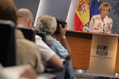 María Teresa Fernández de la Vega, ayer en la rueda de prensa tras el Consejo de Ministros.