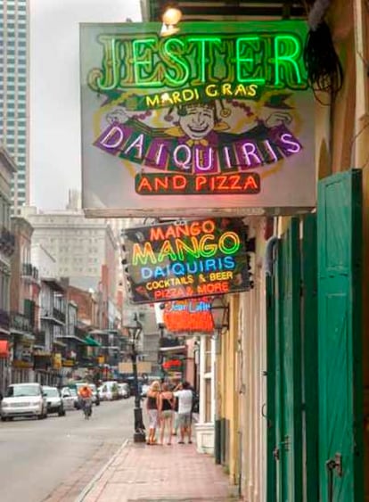 Comercios del barrio francés de Nueva Orleans, el pasado lunes.
