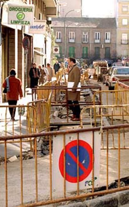 Zanjas en la calle de Suero de Quiñones.