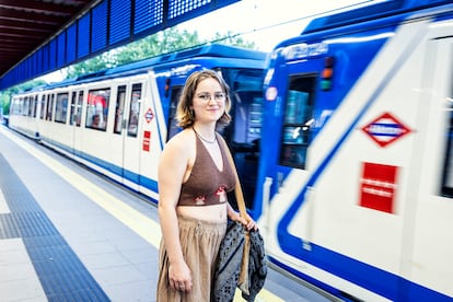 Estudiantes transporte público a la universidad