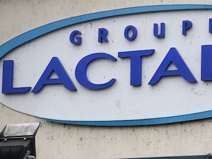 Logo de la empresa Lactalis en su sede de Laval, al oeste de Francia. 