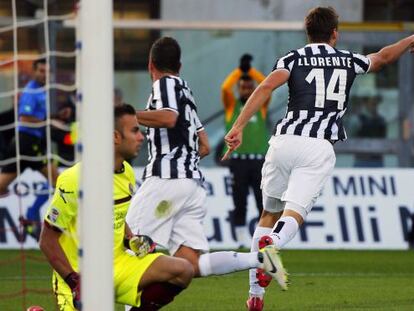 Llorente celebra su gol al Livorno. 