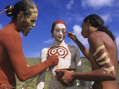 Pintura corporal en el festival Tapati de isla de Pascua (Chile). 