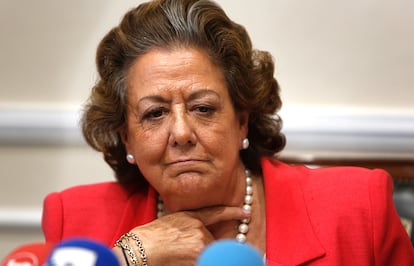 Rita Barberá anuncia su dimisión, el 26 de junio de 2015.
