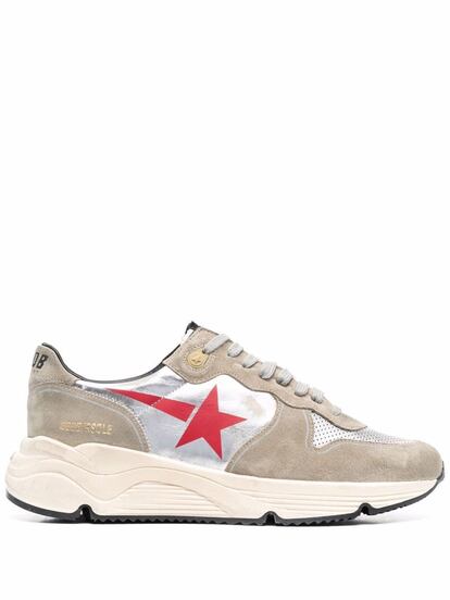 
Los sellos inconfundibles de la marca Golden Goose en un modelo más deportivo: running sole. Confeccionadas en Italia con cuero 100%.
 Precio:  455 euros.