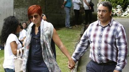 Sandra Ortega, dueña del grupo Rosp Corunna, y su marido, en una imagen de archivo.