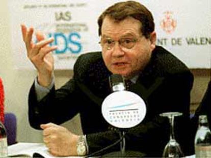 El investigador Luc Montagnier, ayer en el Palau de Congresos de Valencia.