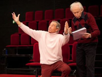 Arturo Fernández y Albert Boadella, en un ensayo.